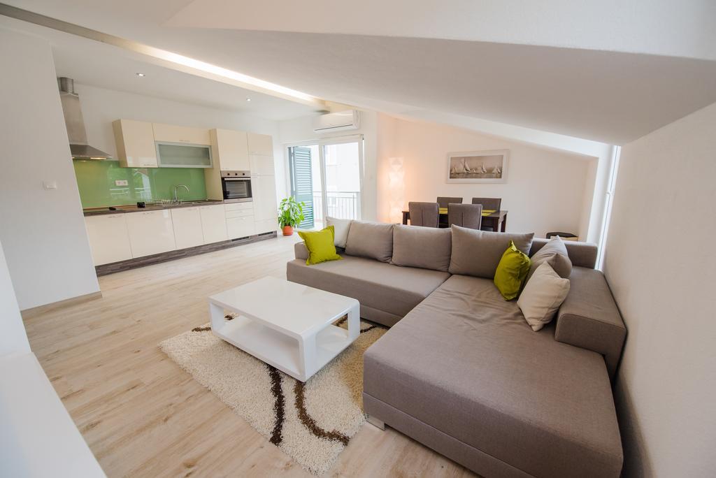 Apartment Grabovac Kaštela Habitación foto